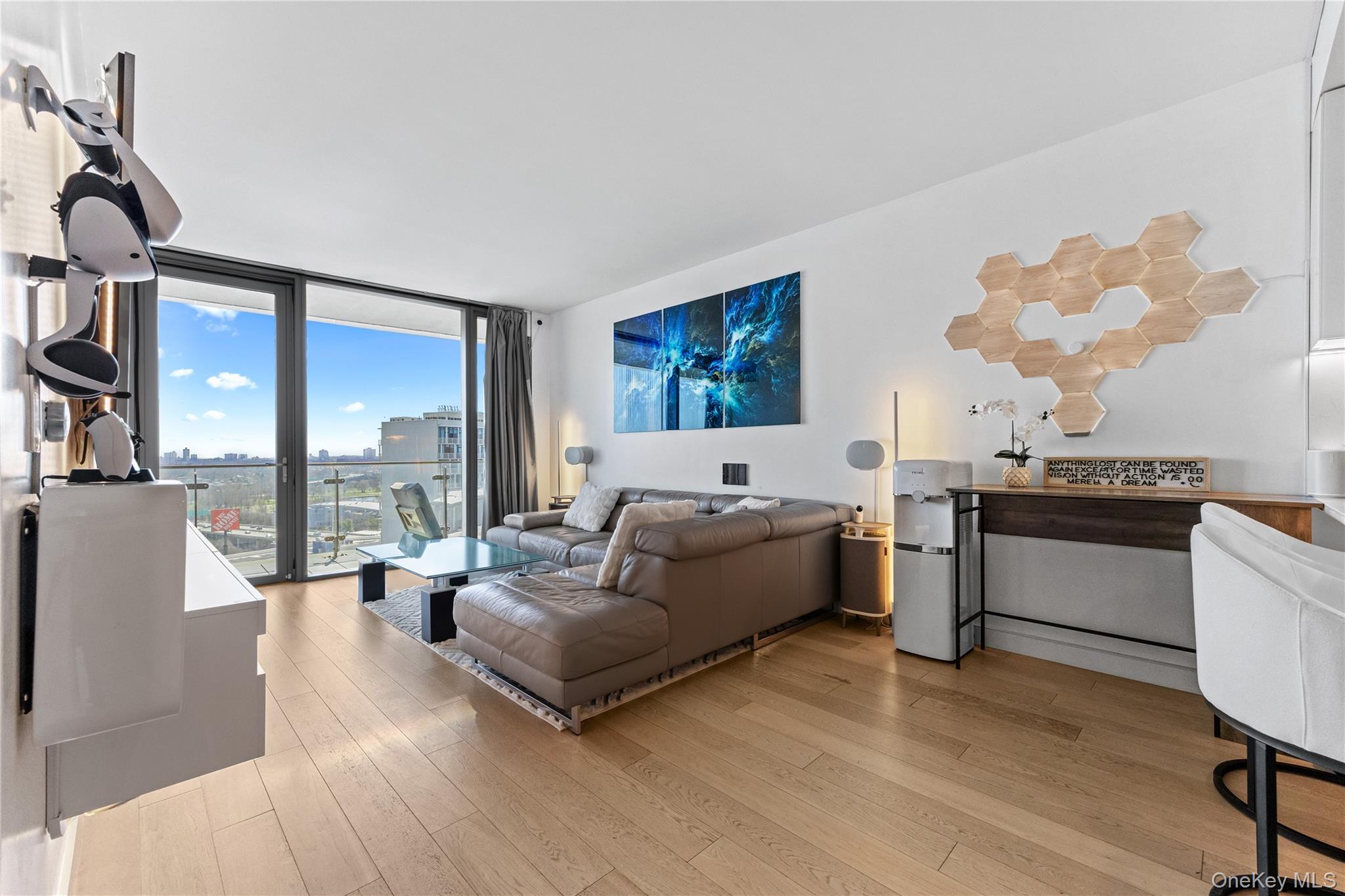 131-01 40 Road, Unit PH 3T Queens, NY 11354 - Photo 6 of 17