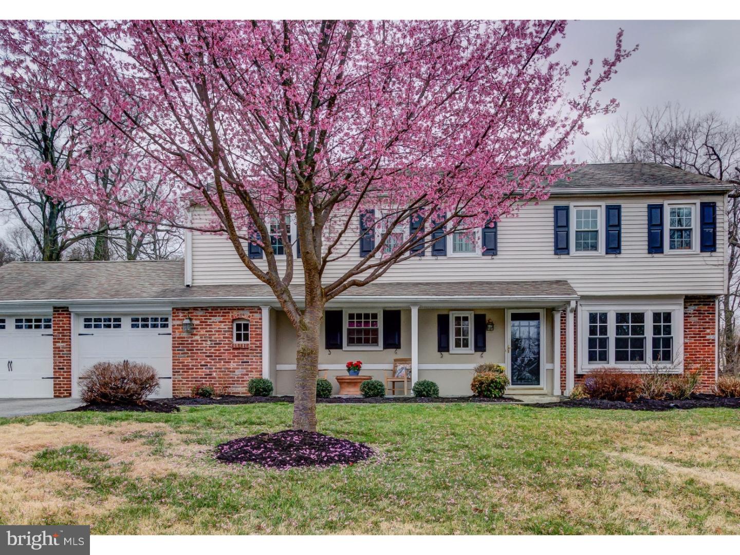 686 Mount View Road Berwyn, PA 19312 - Photo 1 of 25 Exterior Front