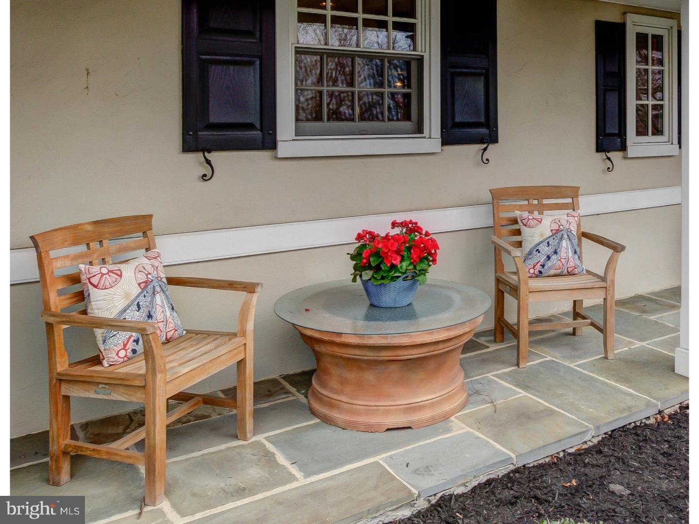 686 Mount View Road Berwyn, PA 19312 - Photo 25 of 25 Porch