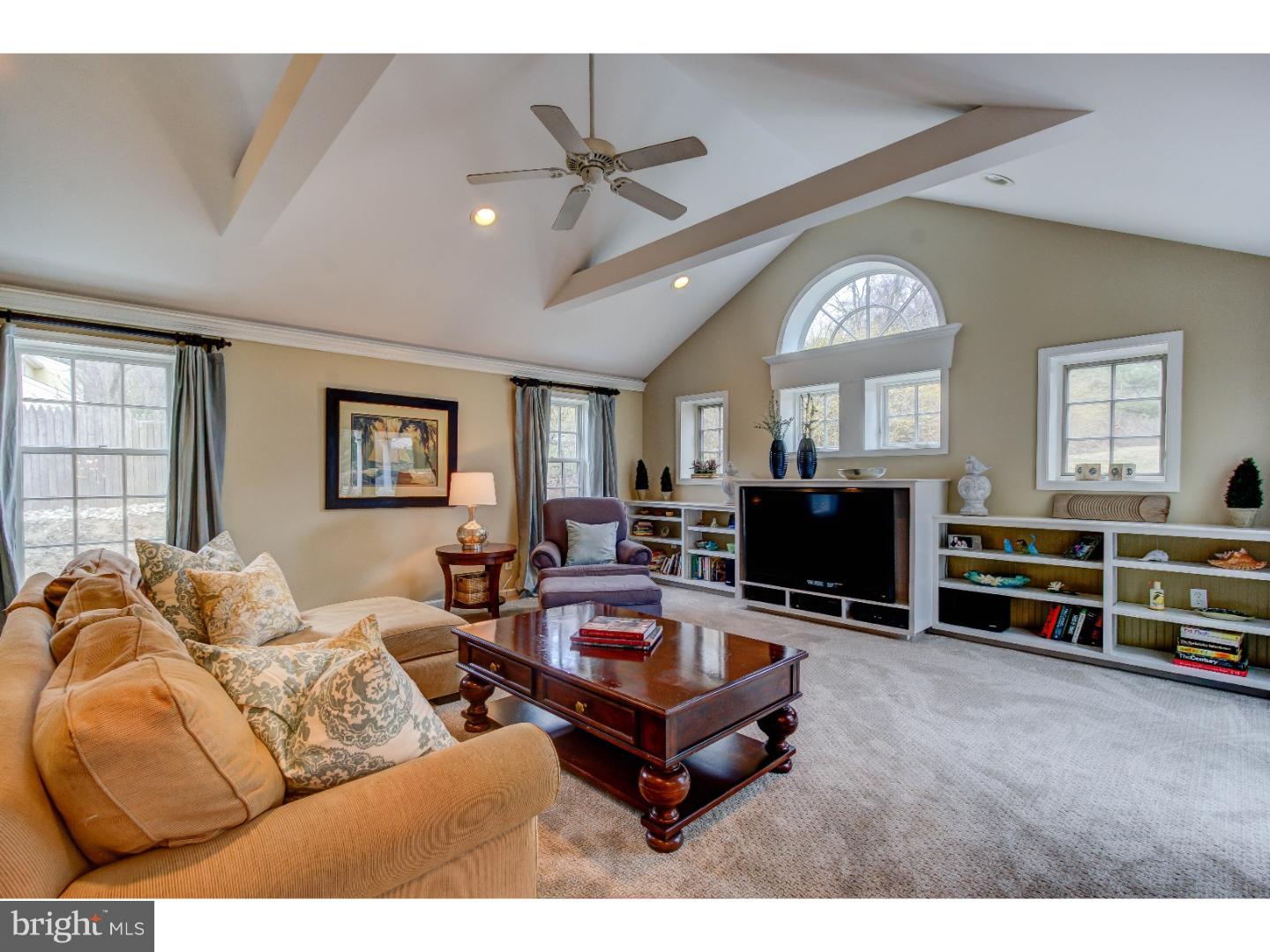 686 Mount View Road Berwyn, PA 19312 - Photo 7 of 25 Great Room