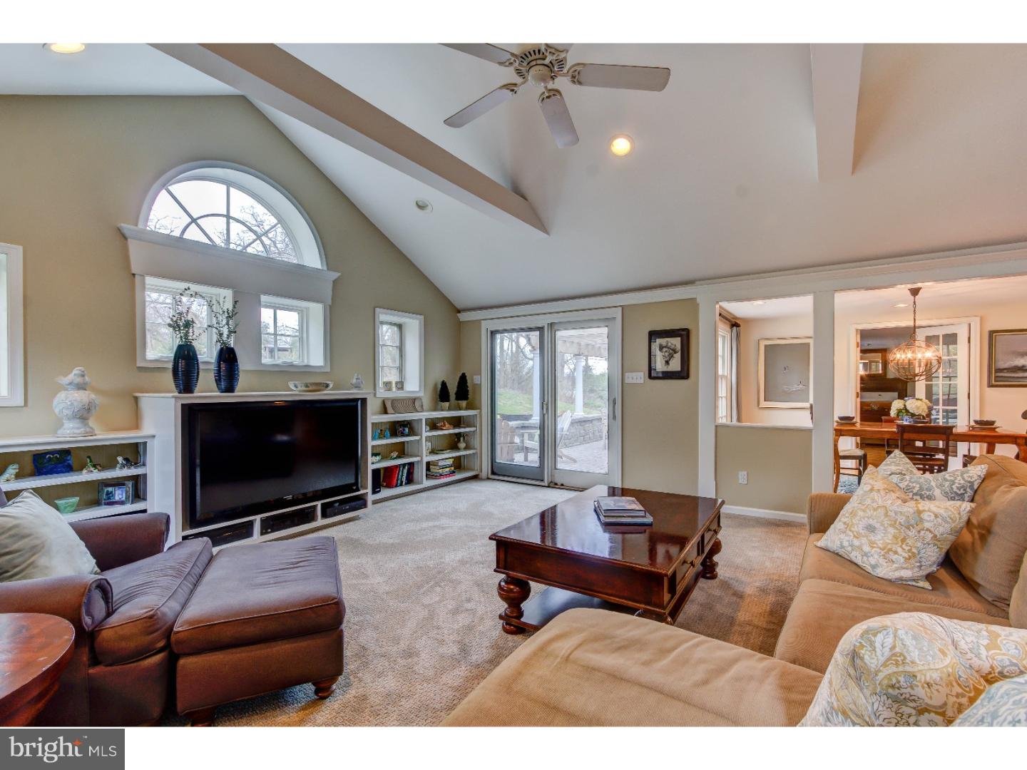 686 Mount View Road Berwyn, PA 19312 - Photo 8 of 25 Great Room