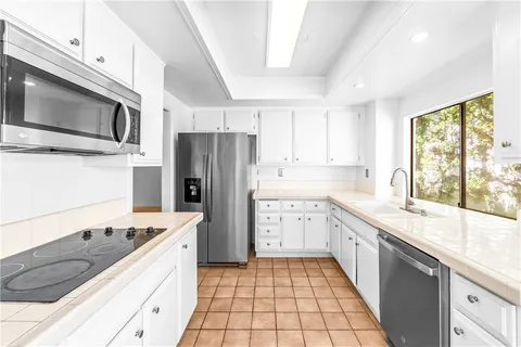 $1,355,000 | 3462 Windsor Court, Costa Mesa, CA 92626