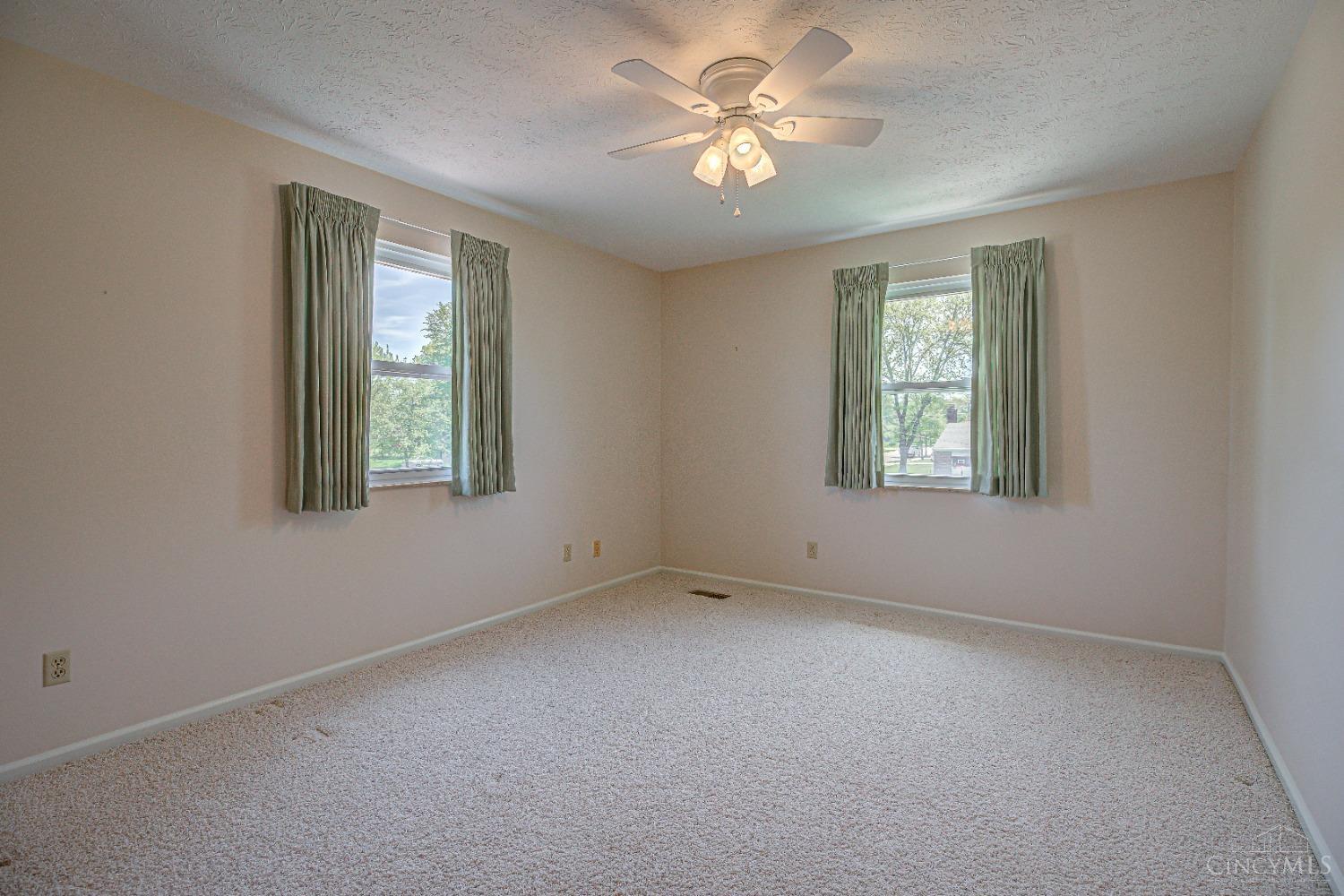 918 Yorkhaven Road Springdale, OH 45240 - Photo 20 of 28