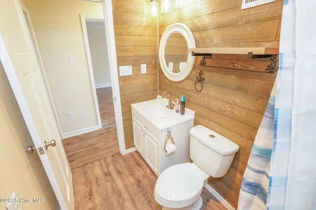 $159,900 | 2264 New River Inlet Road, Unit 210, North Topsail Beach, NC 28460