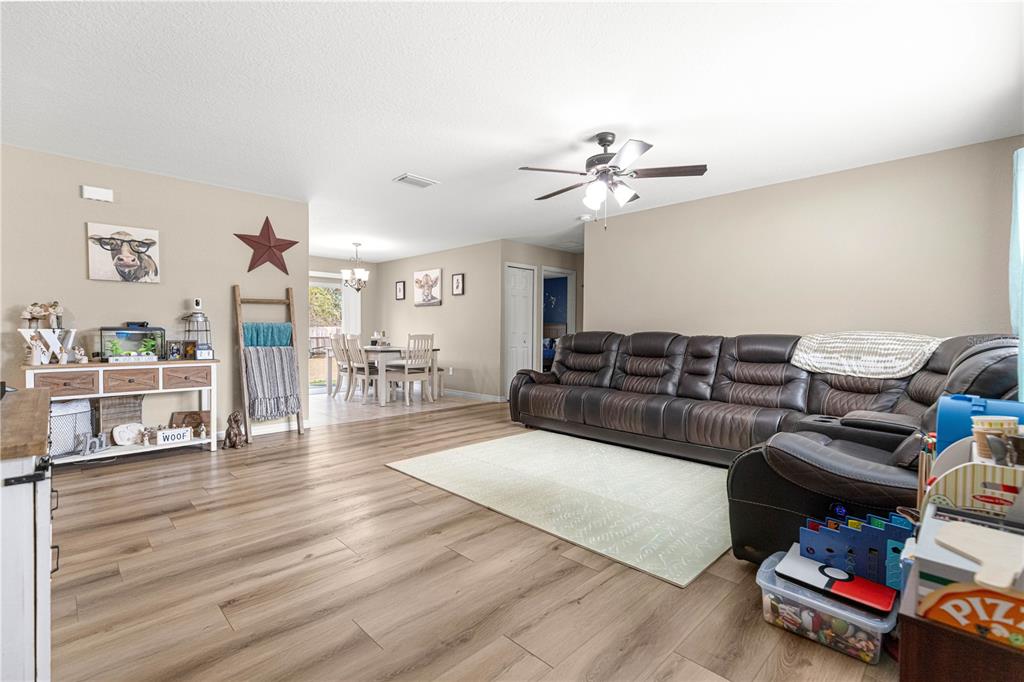 3563 Southeast 137th Street Summerfield, FL 34491 - Photo 5 of 42