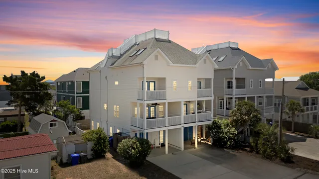 $775,000 | 1505 Mackerel Lane, Unit 1, Carolina Beach, NC 28428