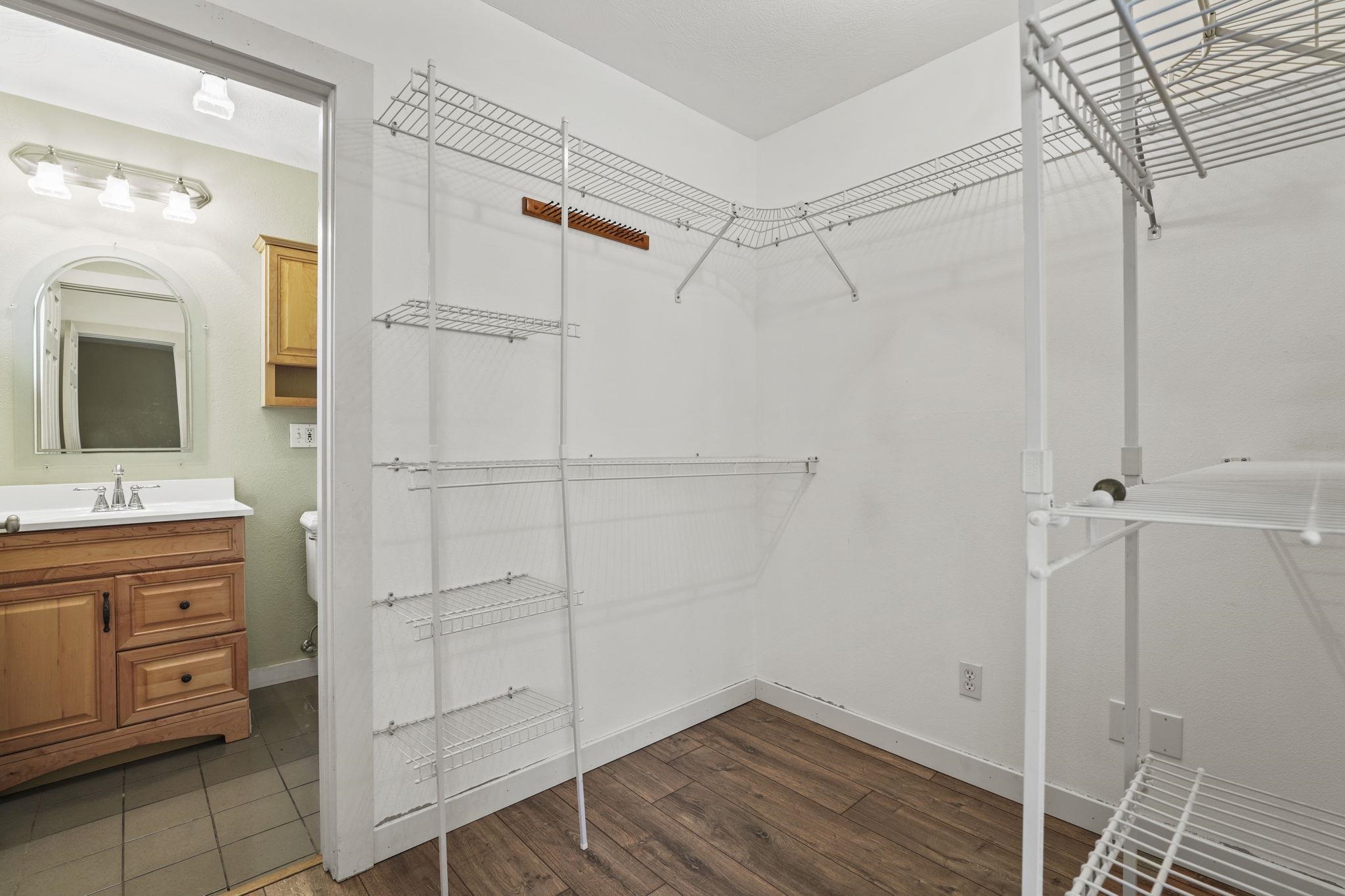 13111 East Bridges Road Elk, WA 99009 - Photo 17 of 50