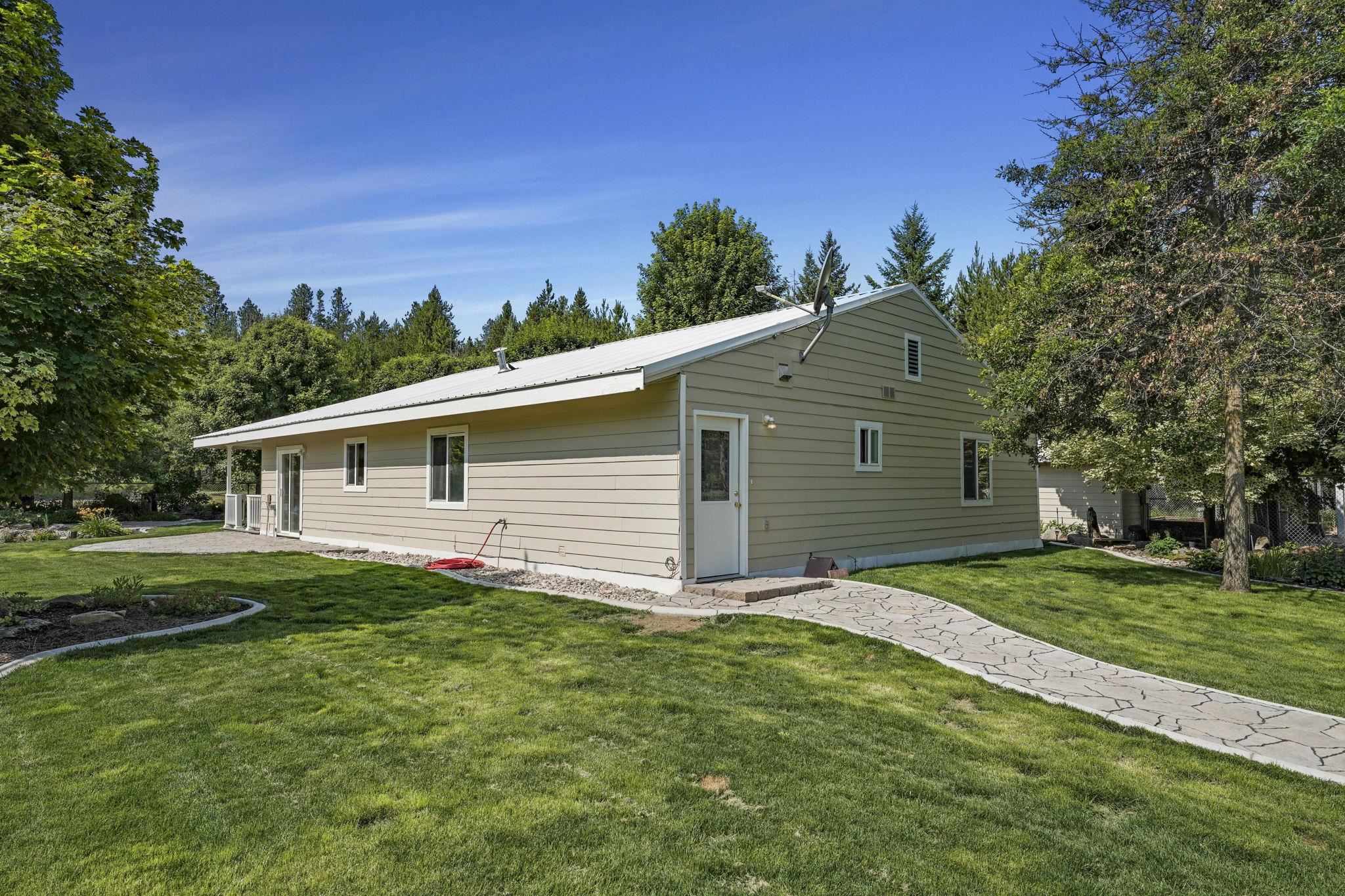 13111 East Bridges Road Elk, WA 99009 - Photo 24 of 50