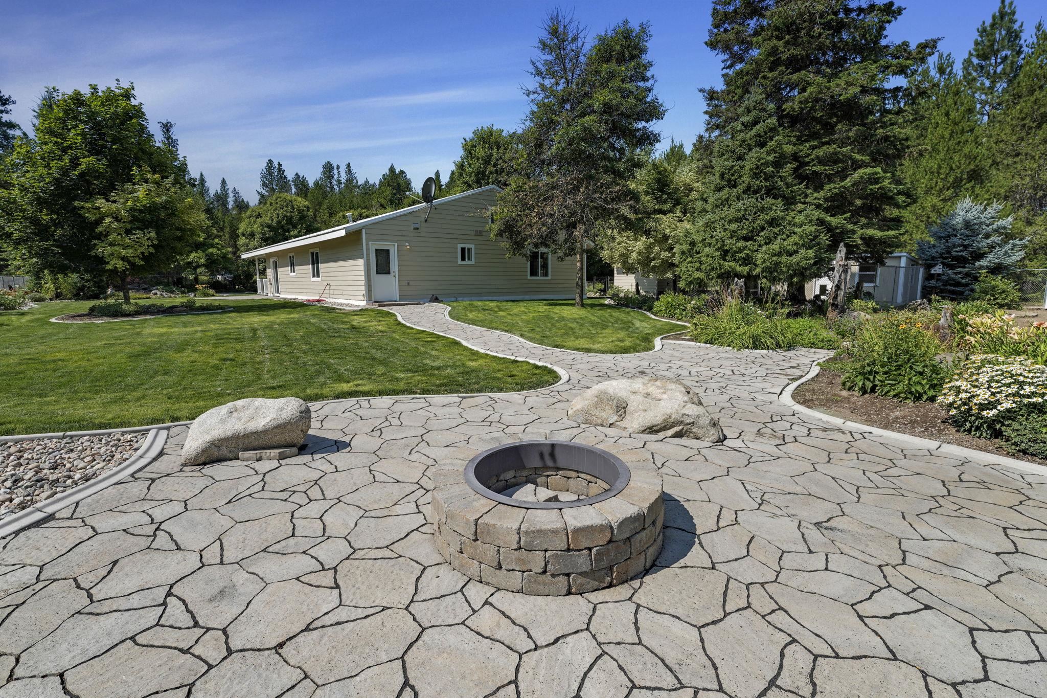 13111 East Bridges Road Elk, WA 99009 - Photo 30 of 50