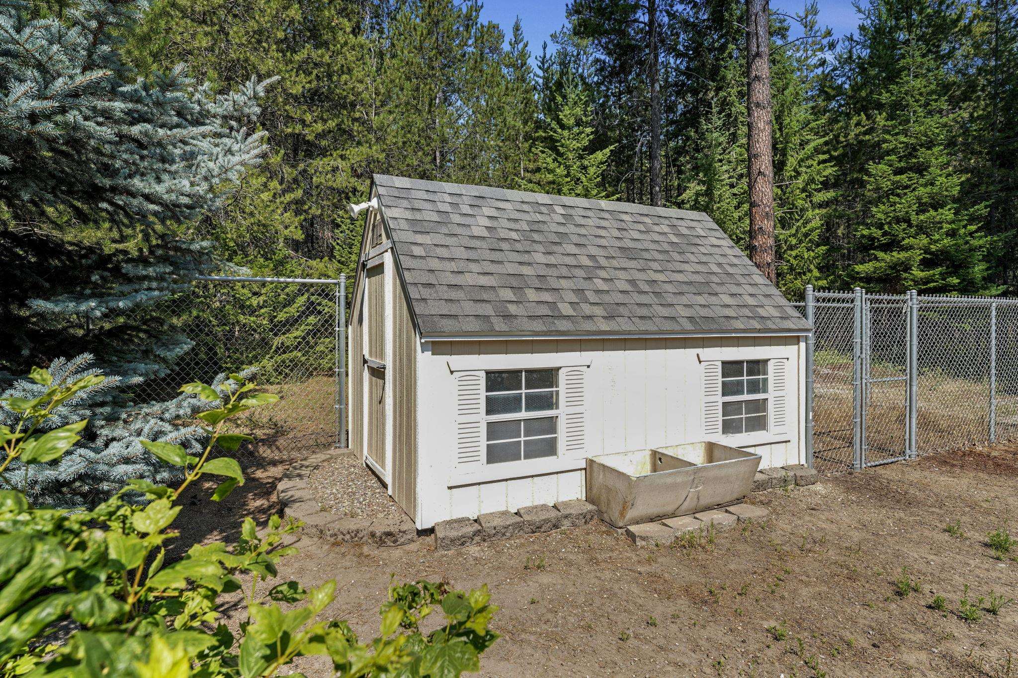 13111 East Bridges Road Elk, WA 99009 - Photo 31 of 50