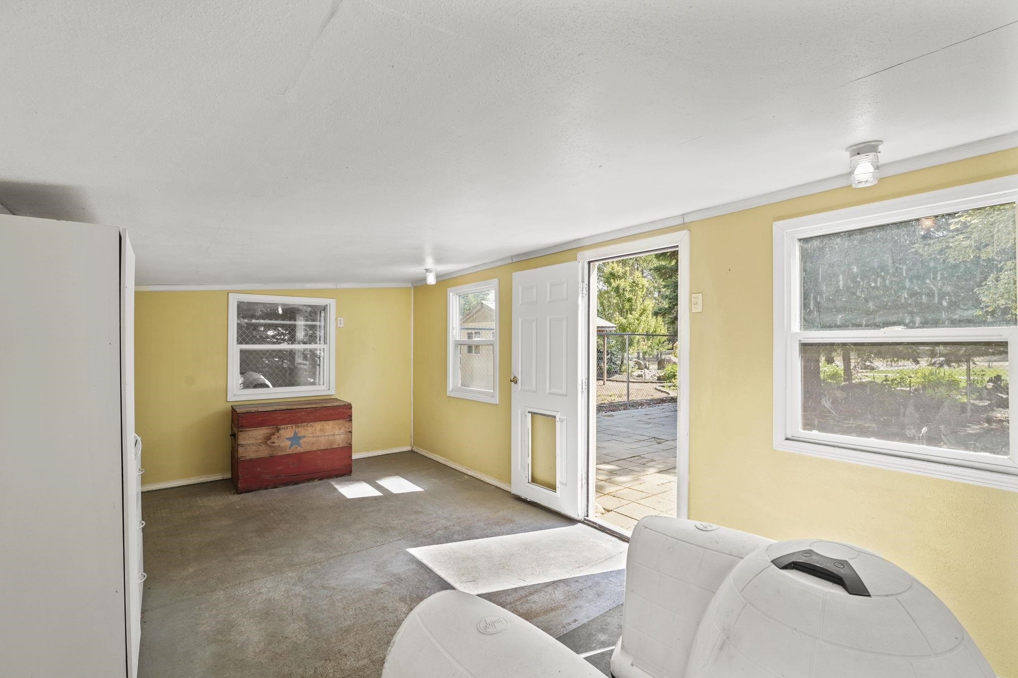 13111 East Bridges Road Elk, WA 99009 - Photo 33 of 50