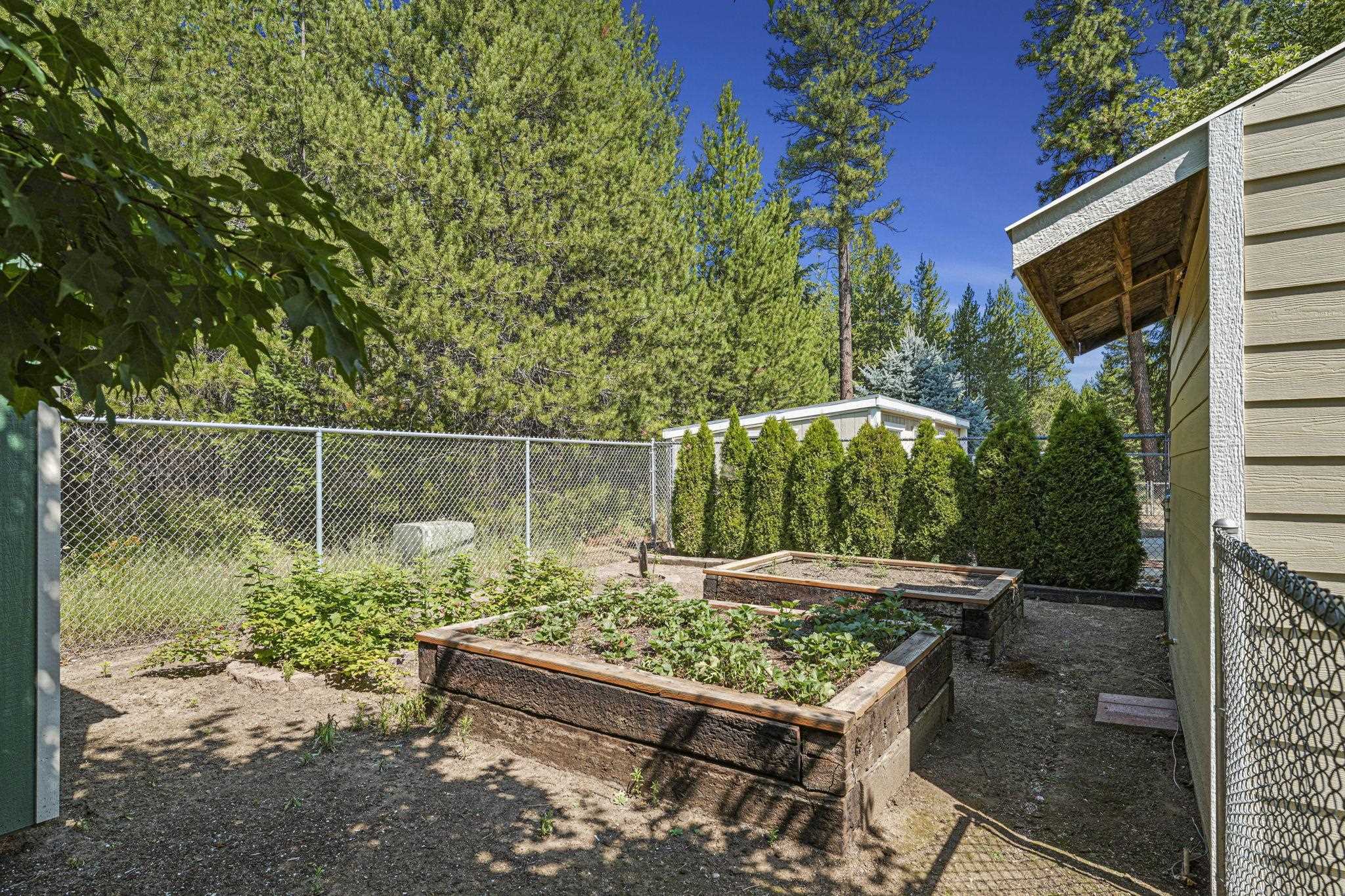 13111 East Bridges Road Elk, WA 99009 - Photo 35 of 50