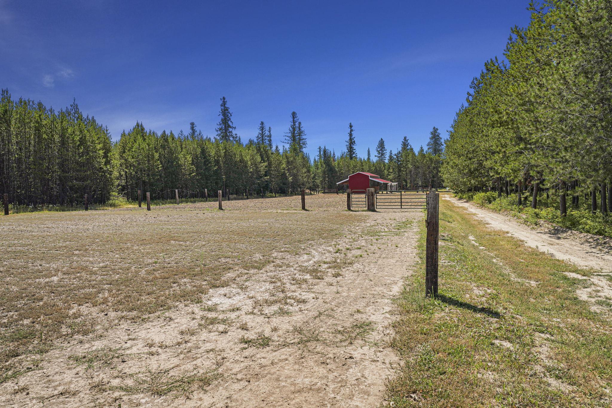 13111 East Bridges Road Elk, WA 99009 - Photo 44 of 50