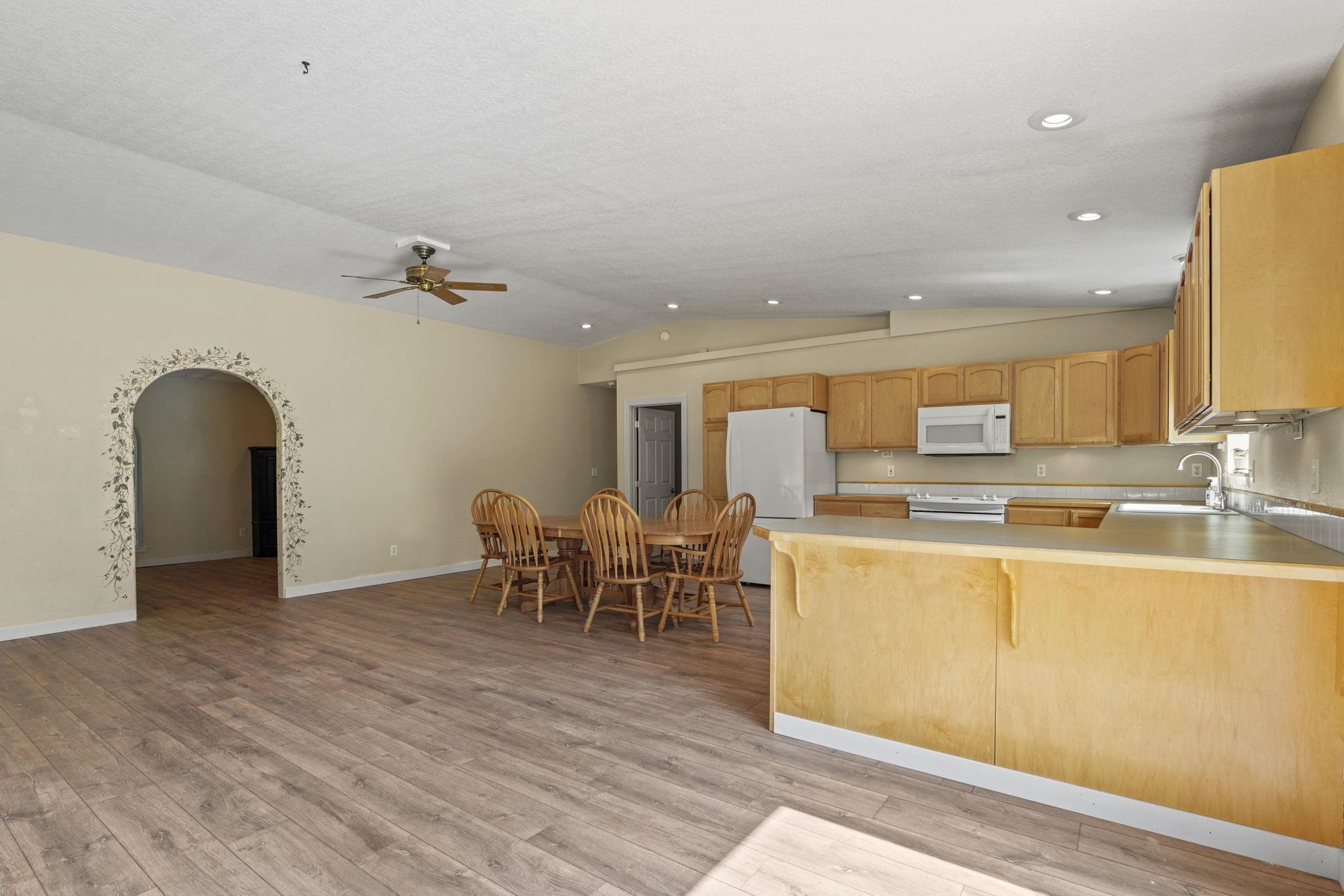 13111 East Bridges Road Elk, WA 99009 - Photo 6 of 50