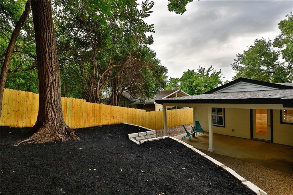 5204 Ledesma Road Austin, TX 78721 - Photo 28 of 38