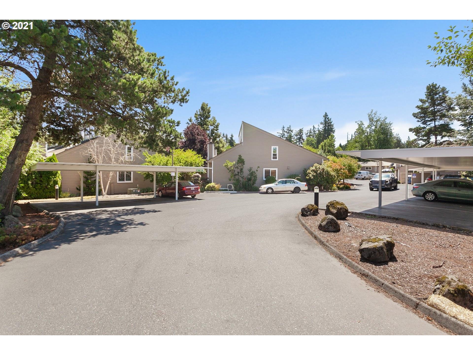 4692 Southwest Comus Place Portland, OR 97219 - Photo 22 of 22 Gallery Image 22