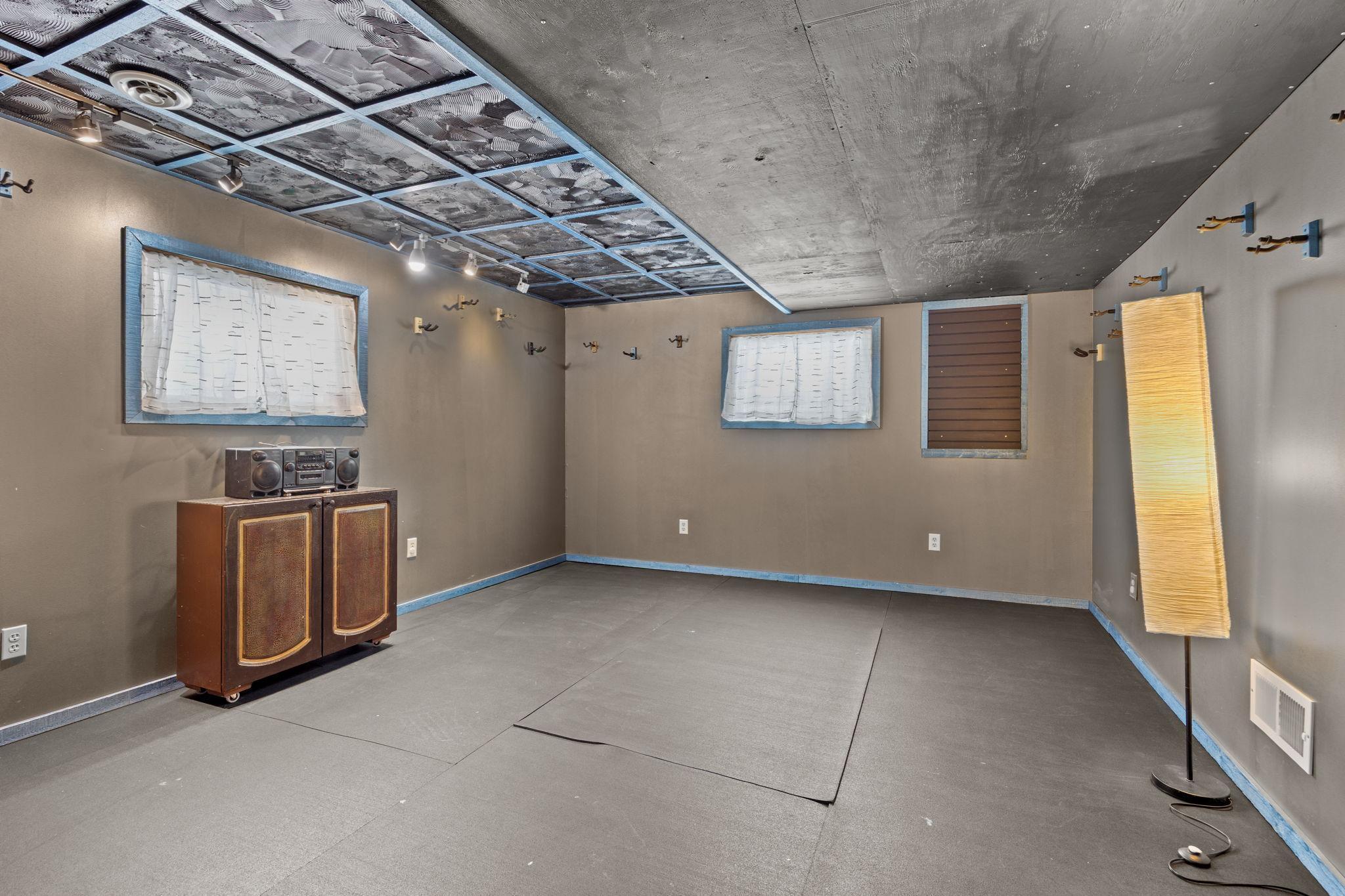 213 Jennifer Lane Jordan, MN 55352 - Photo 14 of 20