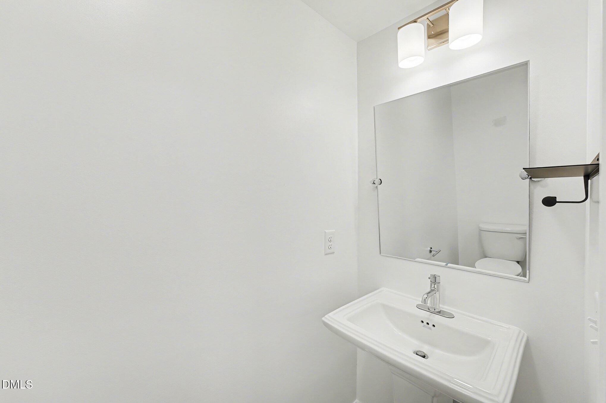615 Daniels Street, Unit 111 Raleigh, NC 27605 - Photo 13 of 23