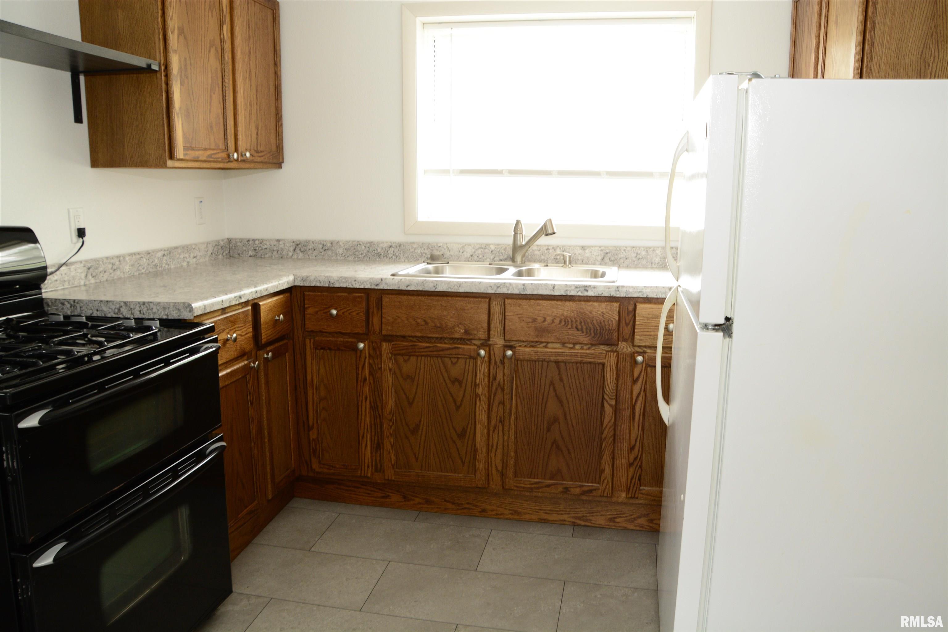 309 South Dudley Street Macomb, IL 61455 - Photo 17 of 21