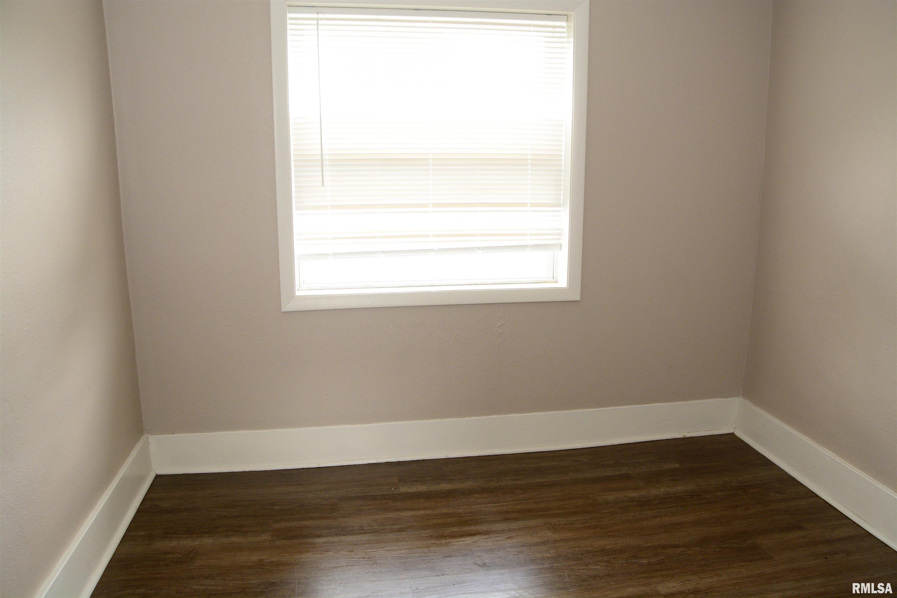 309 South Dudley Street Macomb, IL 61455 - Photo 20 of 21