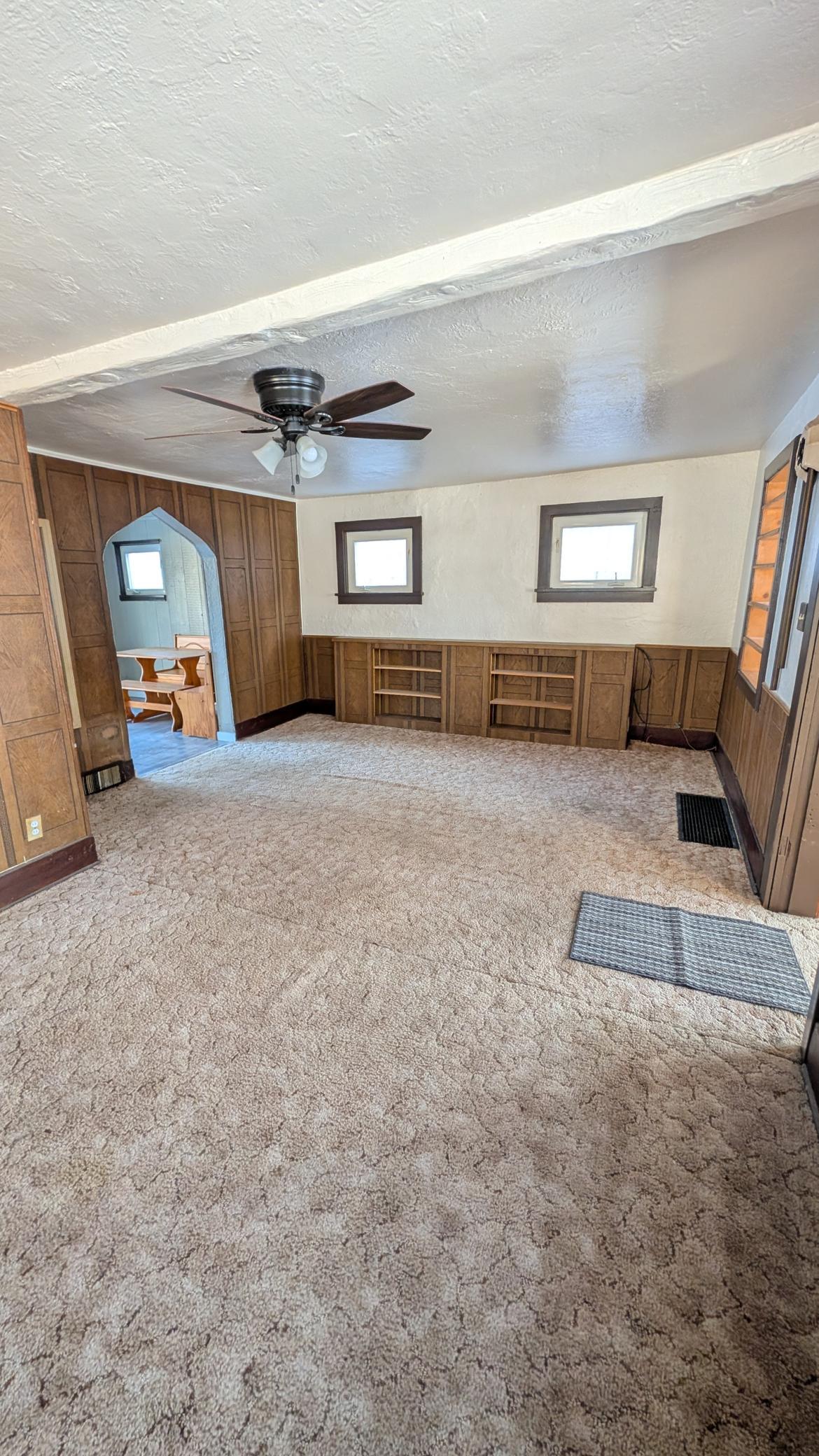 1009 4th Avenue Northeast Austin, MN 55912 - Photo 4 of 24