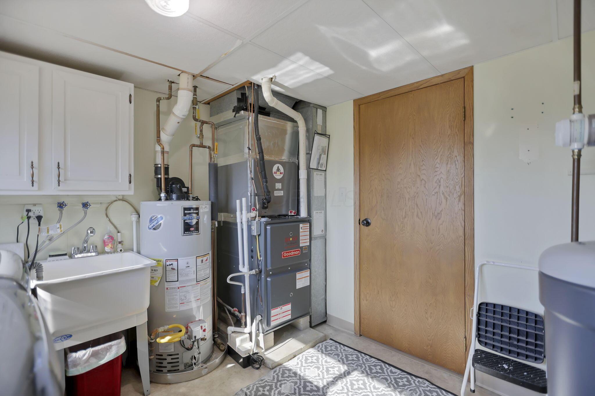 8624 Stewart Road Northeast Newark, OH 43055 - Photo 63 of 105 62-web-or-mls-BS5A0001