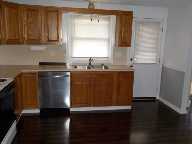 $774,900 | 118 Pear Street, Portsmouth, RI 02871