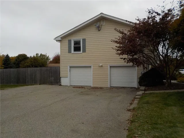 $774,900 | 118 Pear Street, Portsmouth, RI 02871