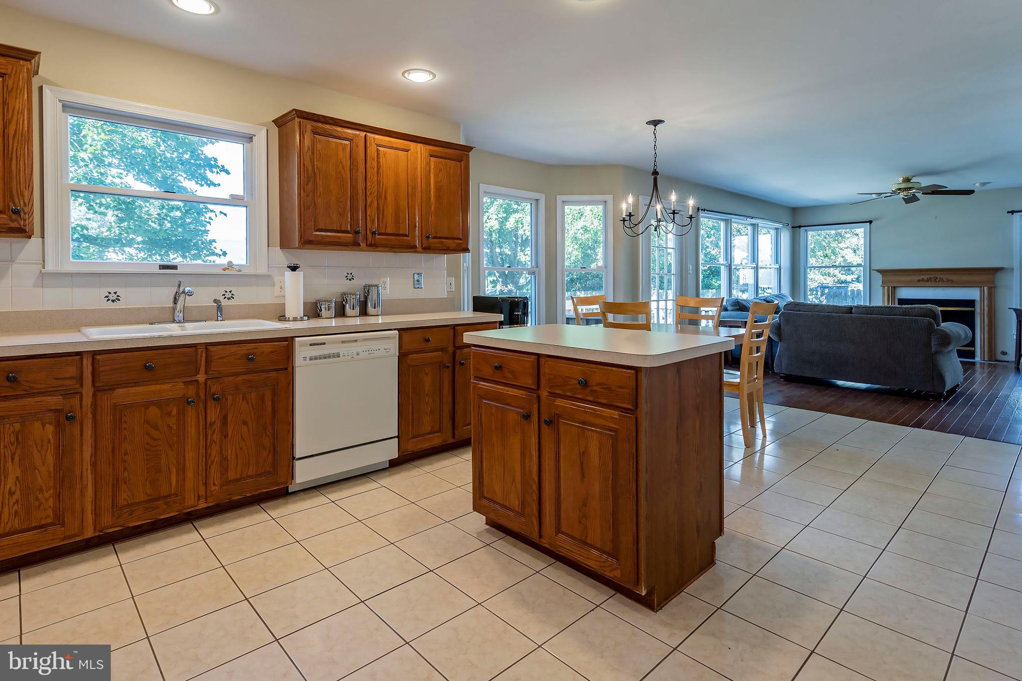 364 Yeoman Road Manahawkin, NJ 08050 - Photo 12 of 25 Gallery Image 12