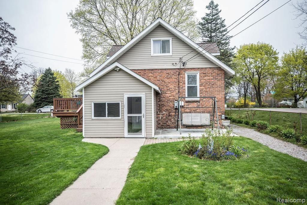 3075 Emmons Avenue Rochester Hills, MI 48307 - Photo 1 of 21