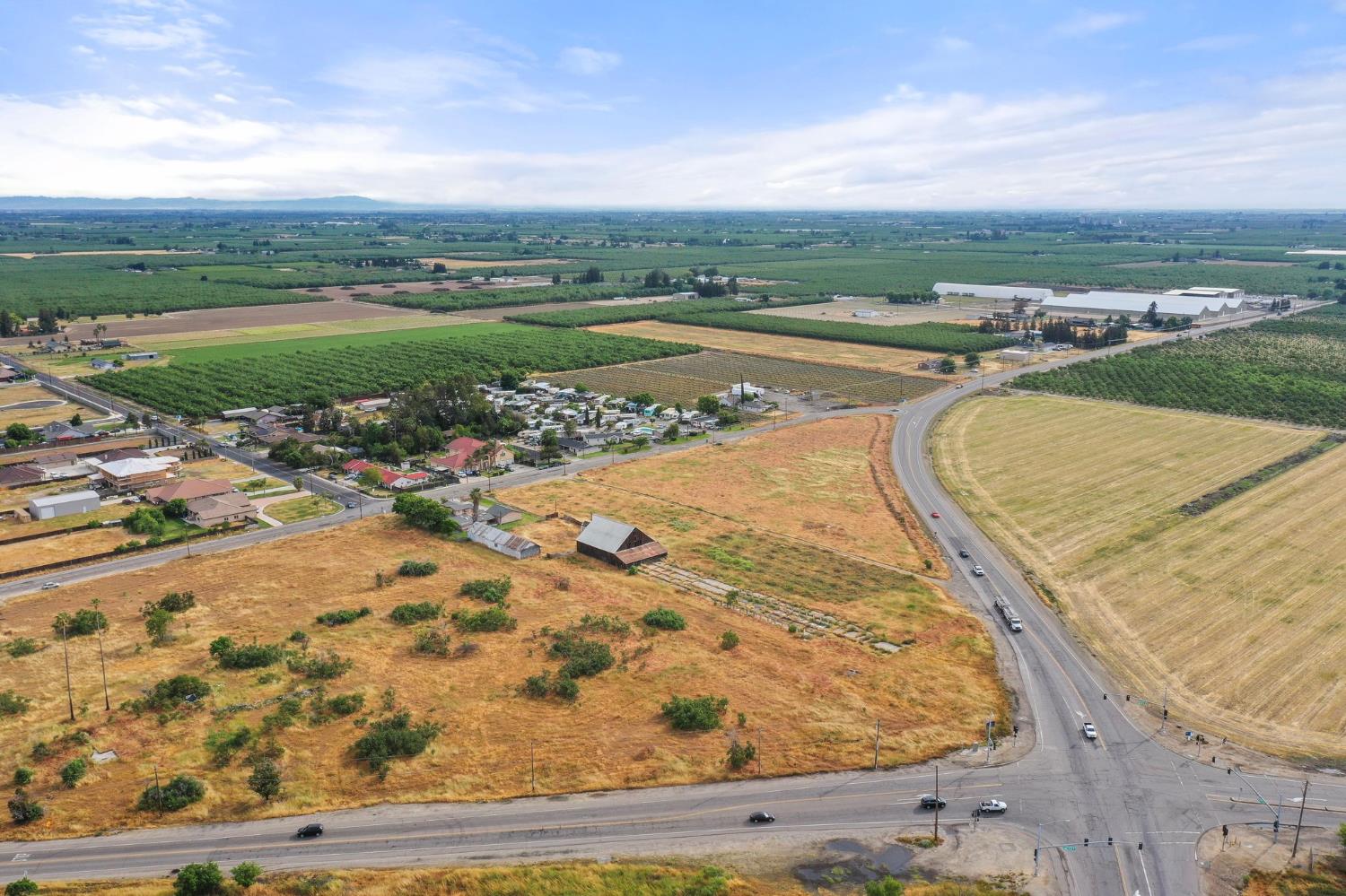 5000 Nunes Road Turlock, CA 95382 - Photo 12 of 57 a view of a lake with a mountain