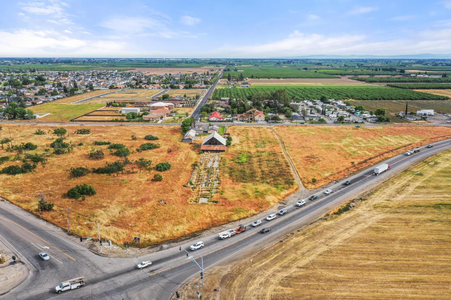 5000 Nunes Road Turlock, CA 95382 - Photo 19 of 57 a view of swimming pool with a terrace