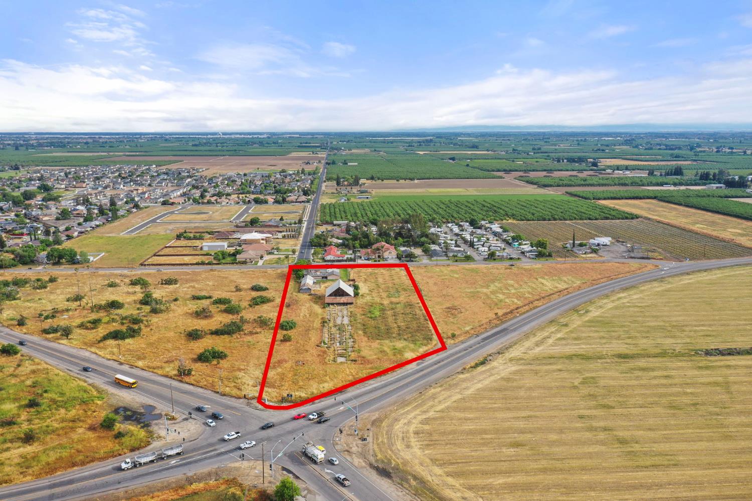 5000 Nunes Road Turlock, CA 95382 - Photo 2 of 57 a view of an ocean