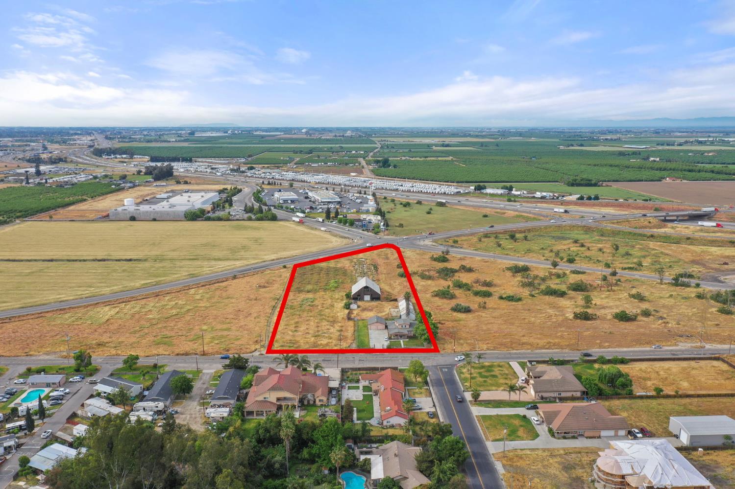 5000 Nunes Road Turlock, CA 95382 - Photo 6 of 57 a view of an ocean and city