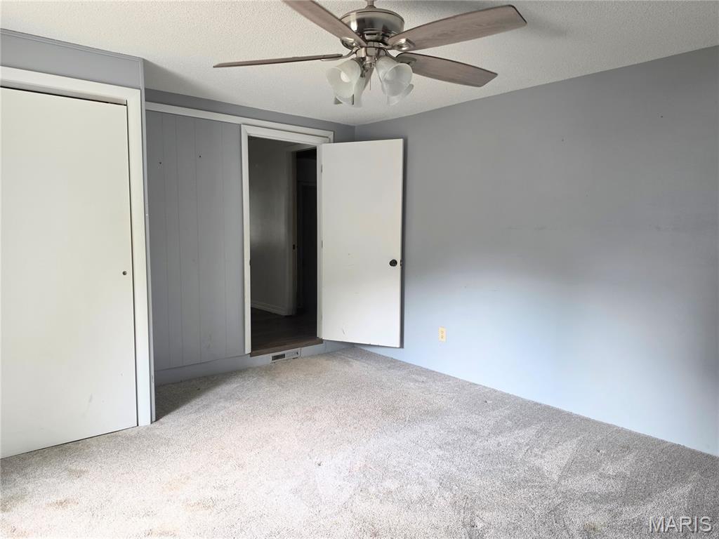 661 Parkside Street Hillsboro, IL 62049 - Photo 14 of 21 Gallery Image 14