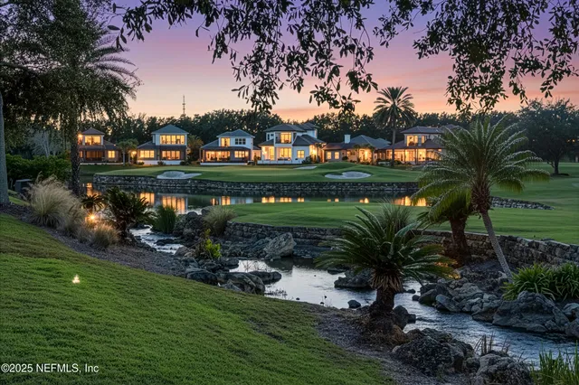 a view of outdoor space yard and green space
