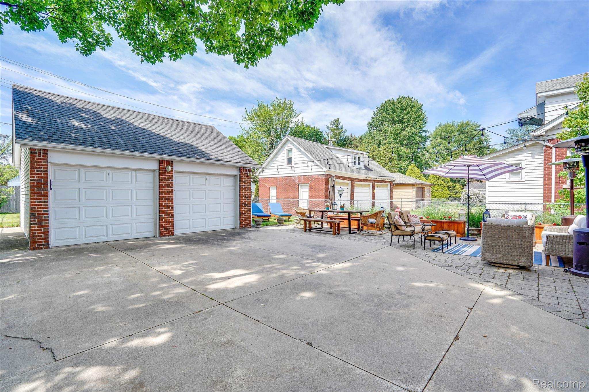 361 Kerby Road Grosse Pointe, MI 48236 - Photo 30 of 31 GrossePointe-31.jpg
