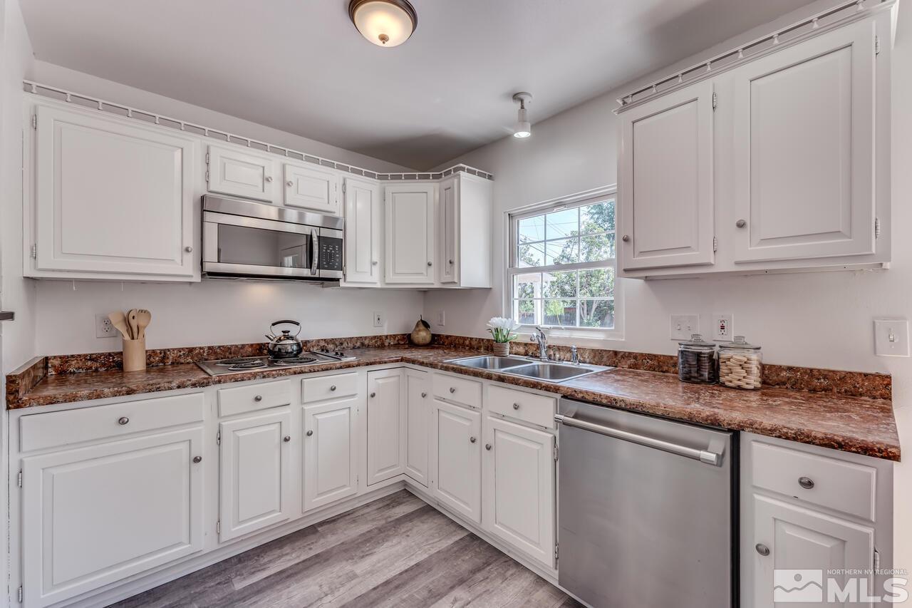 40 Anson Drive Reno, NV 89503 - Photo 8 of 25 Photo 8