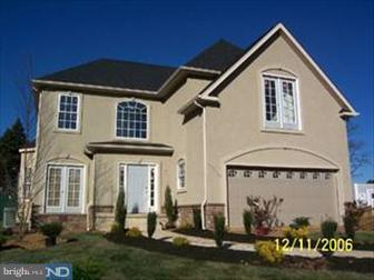 39 Applehouse Road Philadelphia, PA 19114 - Photo 1 of 5 Gallery Image 1