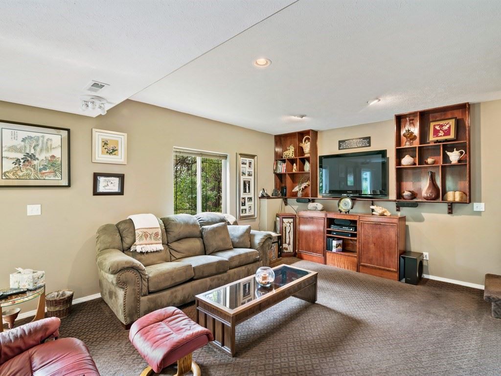 1215 South Center Road Spokane Valley, WA 99212 - Photo 14 of 20