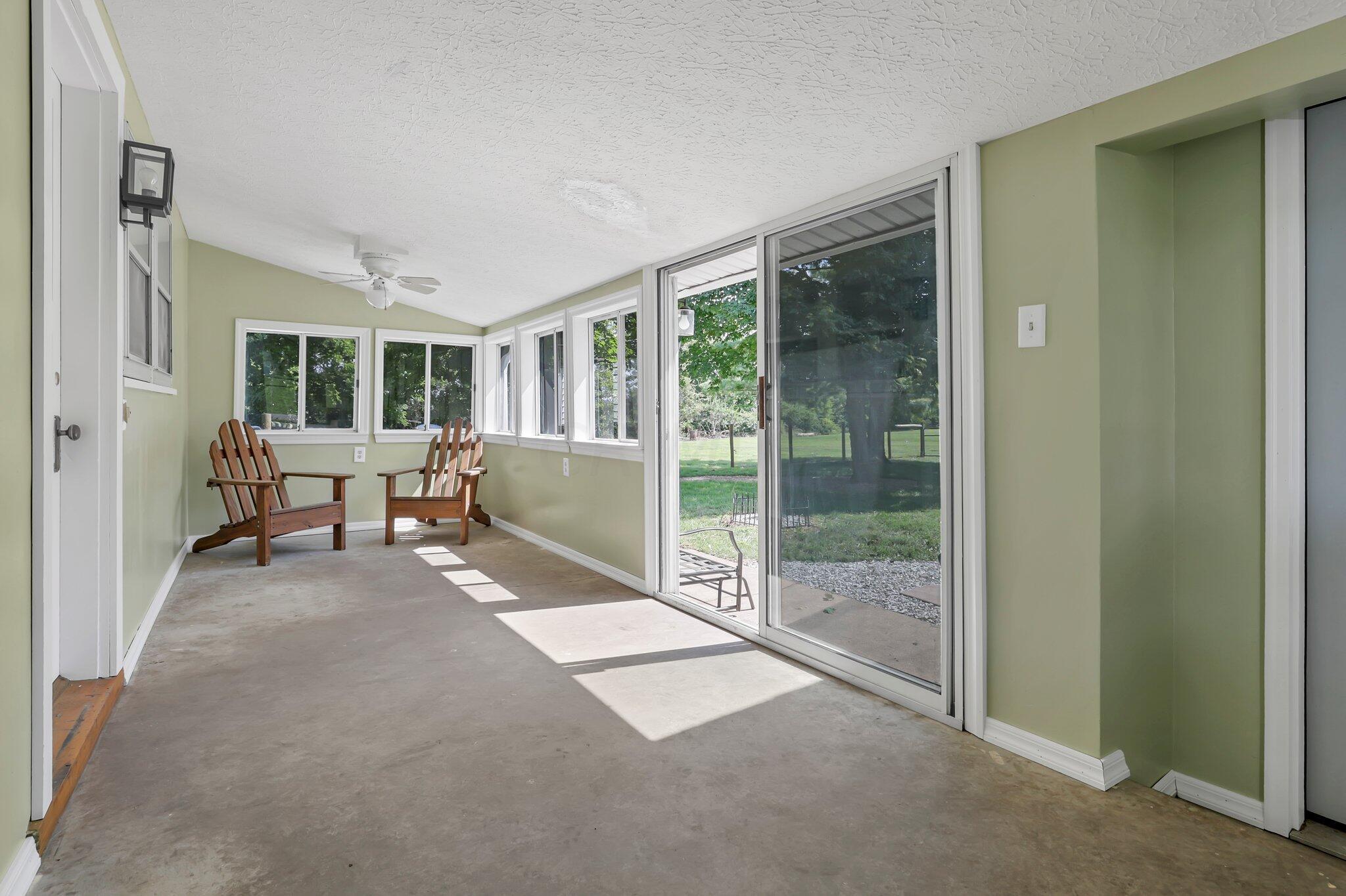 7950 Chillicothe Lancaster Road Southwest Amanda, OH 43102 - Photo 35 of 47 sunroom off kitchen