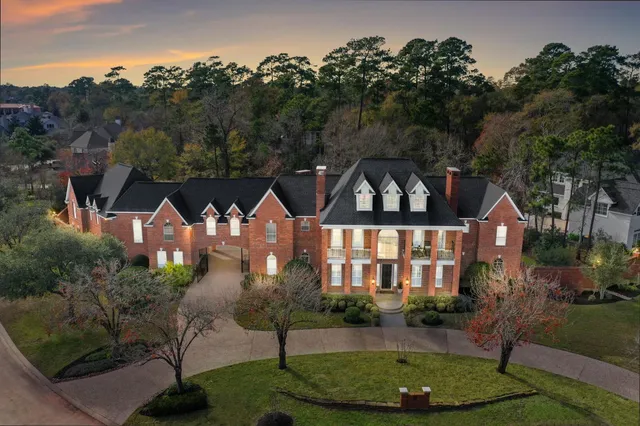 $2,800,000 | 63 North Windsail Place, The Woodlands, TX 77381