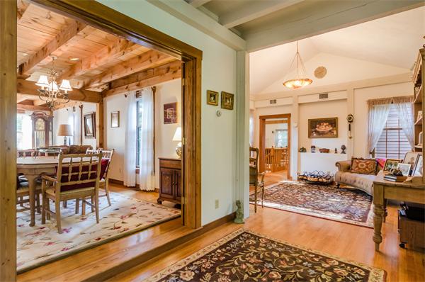 32 Surrey Road Winchester, MA 01890 - Photo 9 of 20 Gallery Image 9