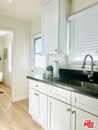 $2,575 | 1843 North Normandie Avenue, Unit 3, Los Angeles, CA 90027