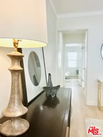 $2,575 | 1843 North Normandie Avenue, Unit 3, Los Angeles, CA 90027