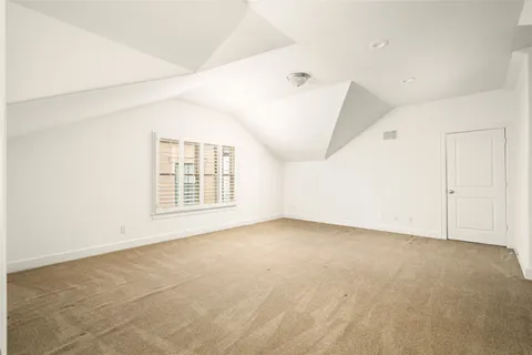 $1,275,000 | 107 Wynden Trace Lane, Houston, TX 77056