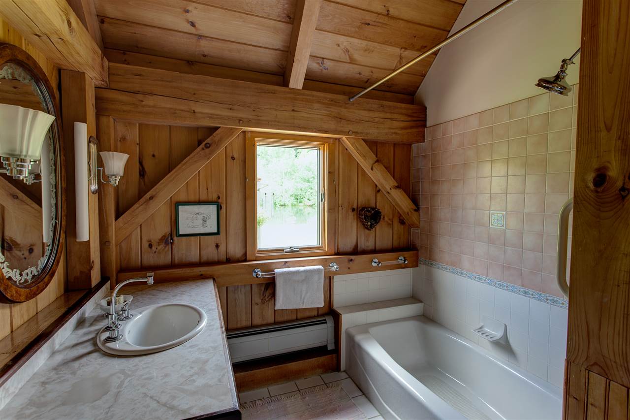 125 Hoadley Road Woodstock, VT 05091 - Photo 16 of 30