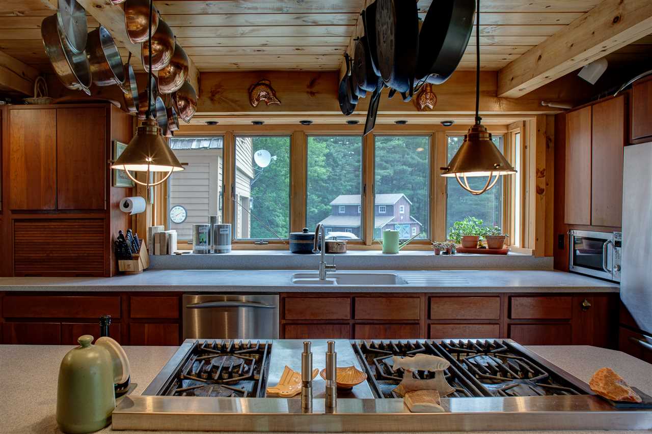 125 Hoadley Road Woodstock, VT 05091 - Photo 10 of 30