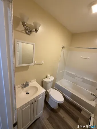 $1,600 | 134 Hazel Street, Unit 1, New Haven, CT 06511