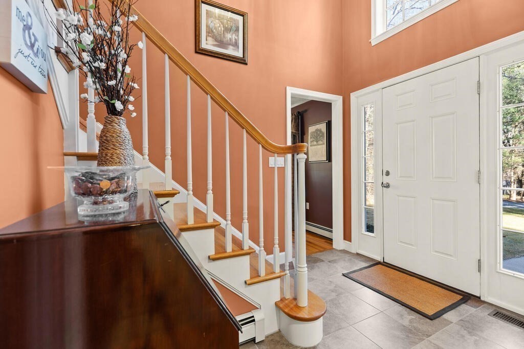 11 Merrills Way Rowley, MA 01969 - Photo 10 of 38 Gallery Image 10